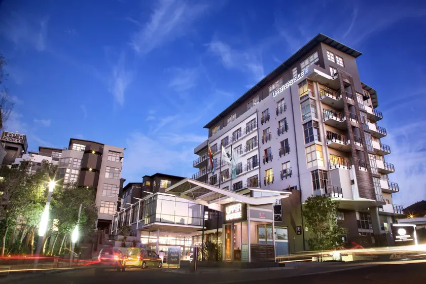 DoubleTree by Hilton Cape Town - Upper Eastside - Image 1