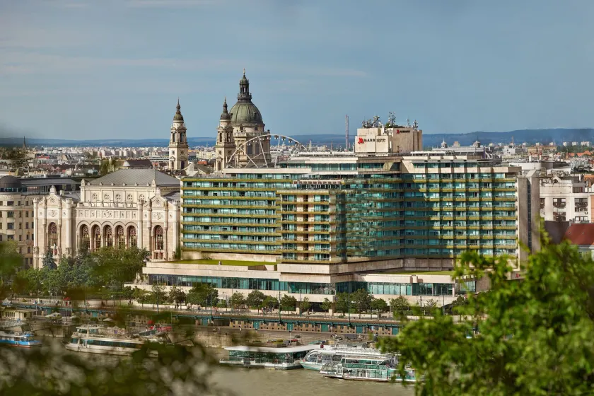 Budapest Marriott Hotel - Image 1