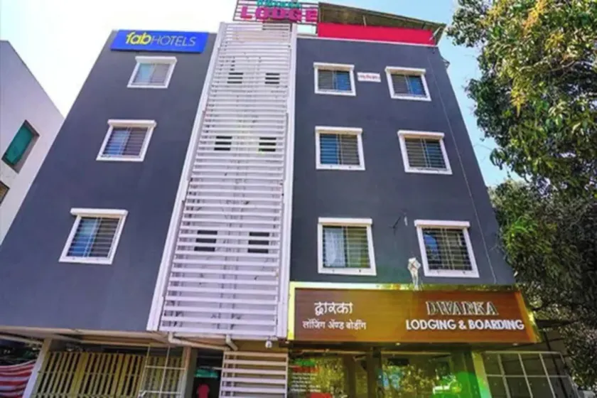 FabHotel Dwarka - Image 1