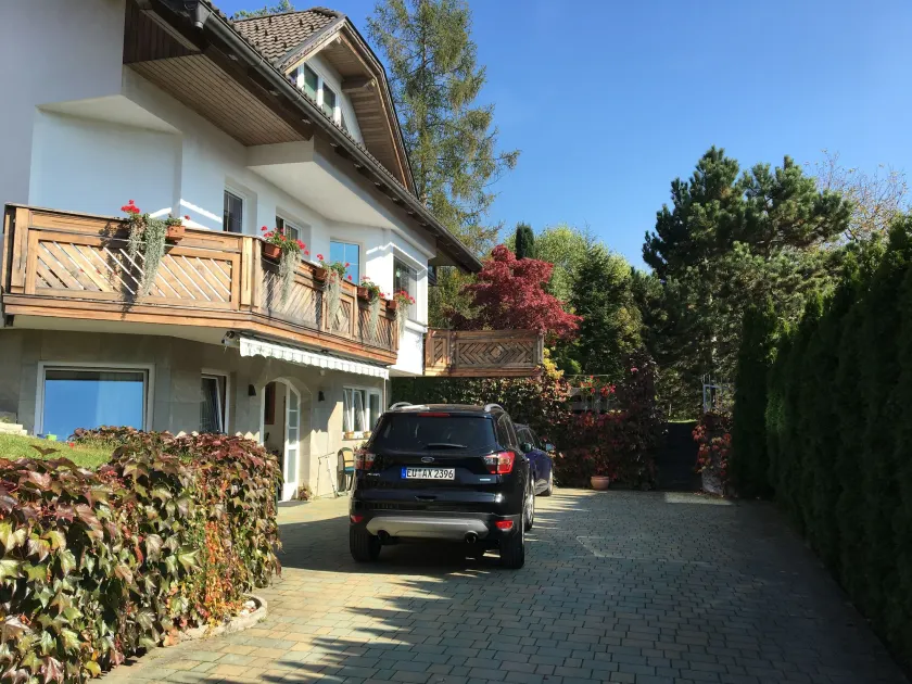 Rudi Hiti's Guest House - Image 1