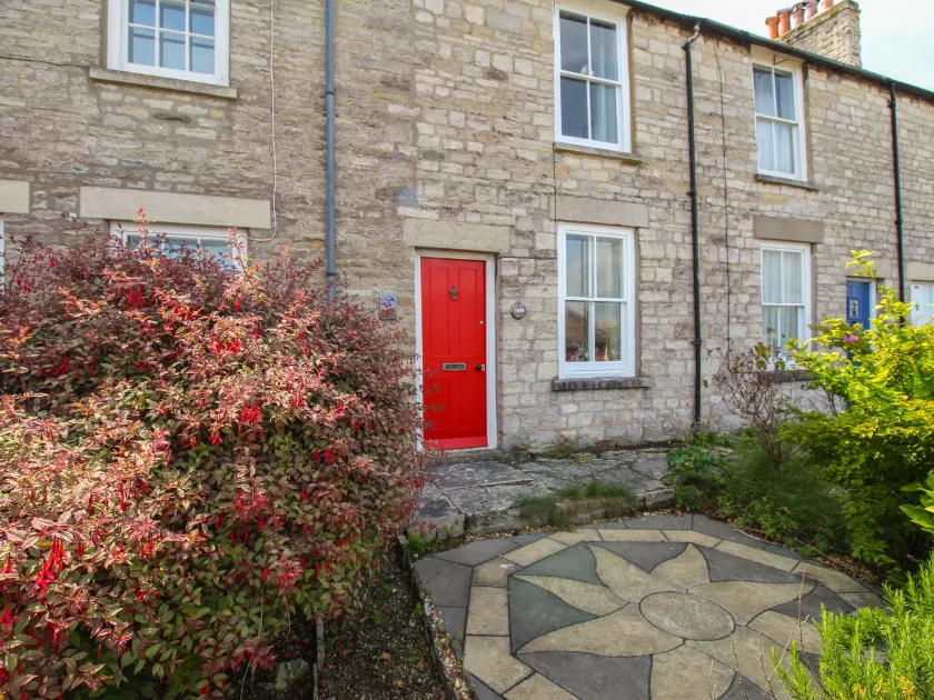 Poppy Cottage - Image 1