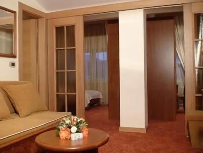 Mali Hotel BaMBiS - Image 1