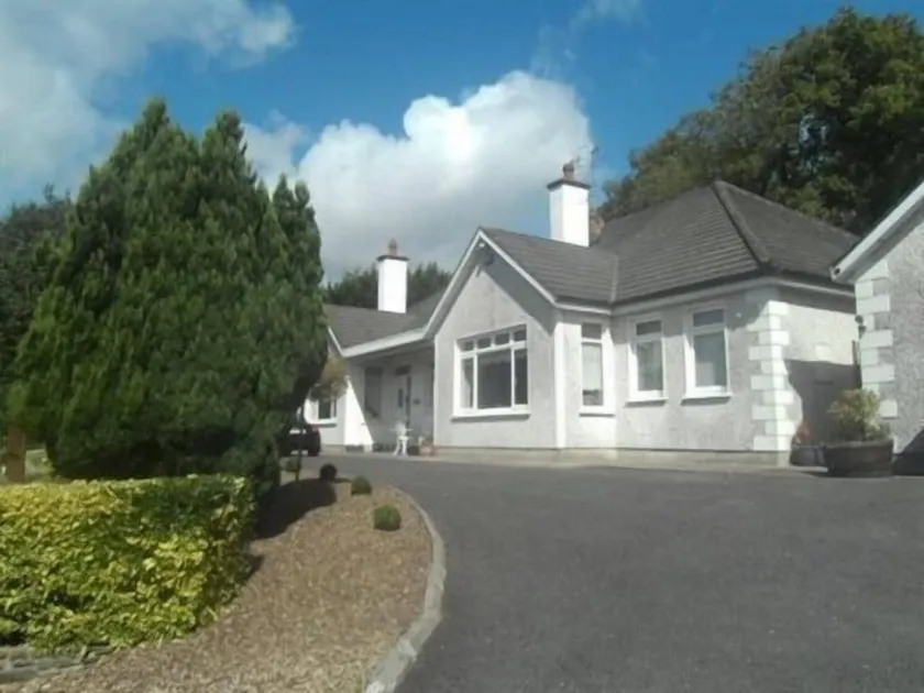 Launard House - Image 1