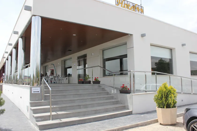 Hotel las canteras - Image 1