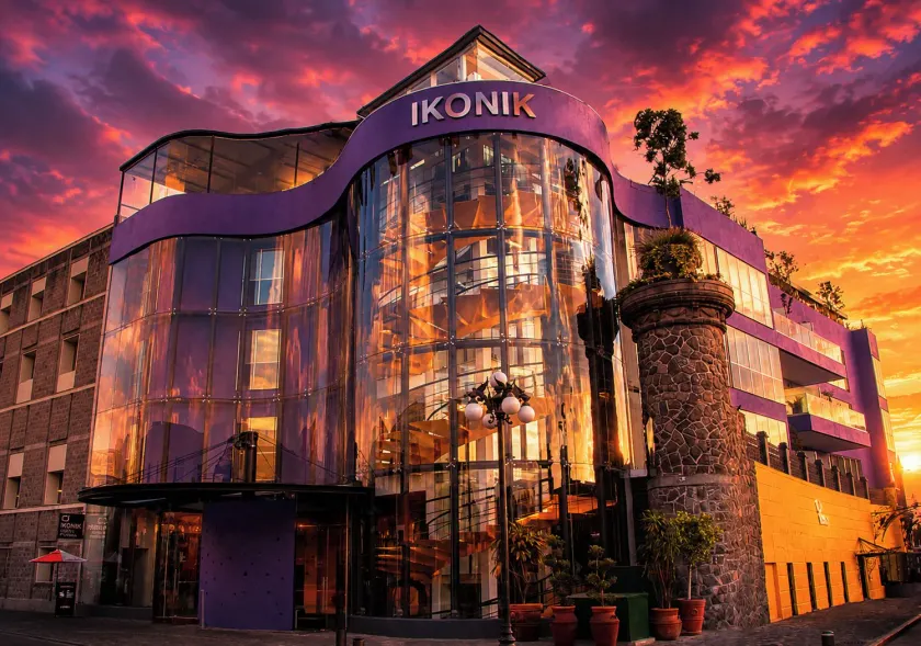 Ikonik Hotel Puebla - Image 1