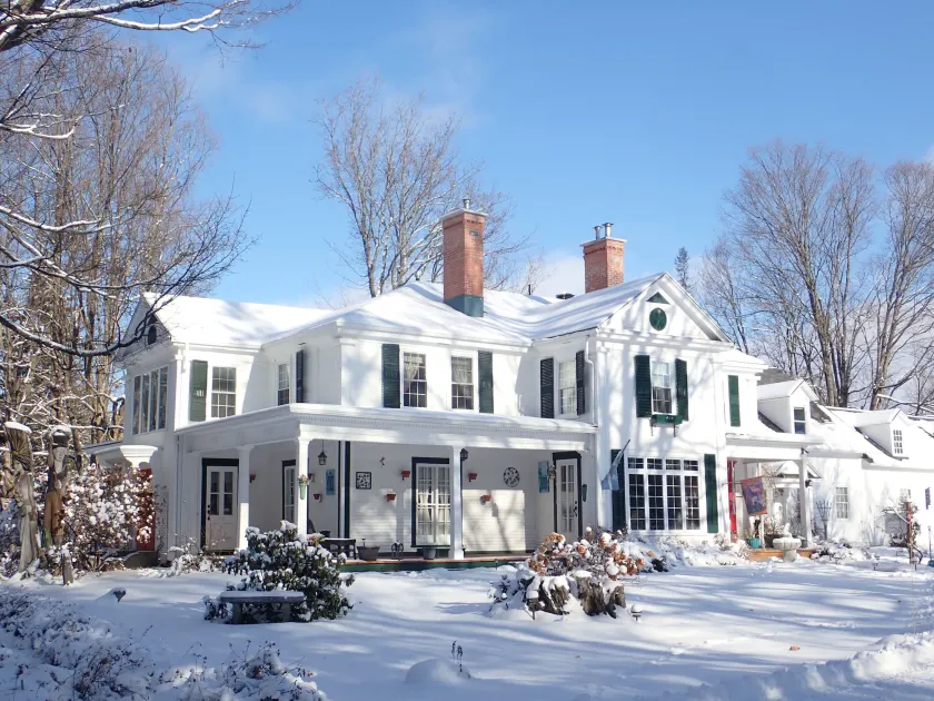 Lee Farm Inn - Image 1