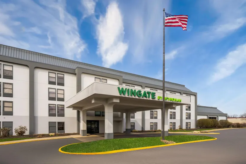 Wingate by Wyndham Cranberry - Image 1