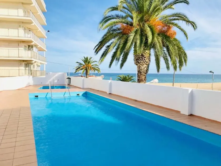 Investingspain Studio beach paradise front sea views on the beach - Image 1