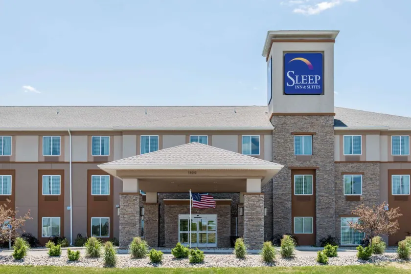 Sleep Inn & Suites Marshall - University Area - Image 1