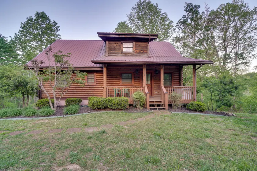 Wooded Cabin w/ Decks & Dale Hollow Lake Views! - Image 1