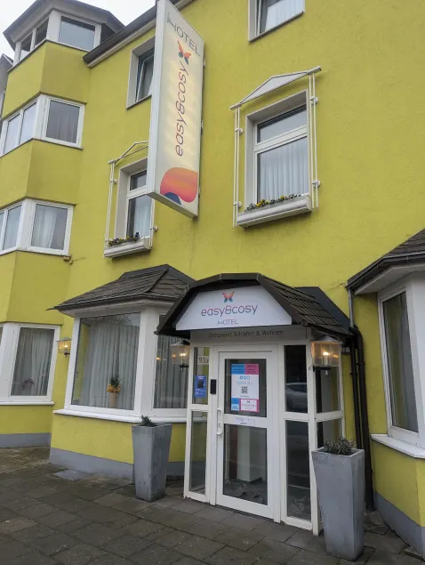 easy&cosy-Hotel Moers-Mitte - Image 1