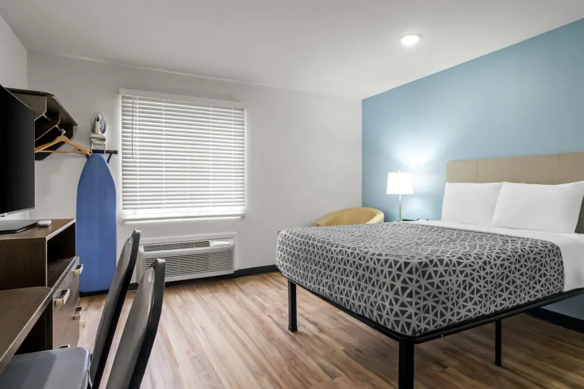 WoodSpring Suites Memphis East I-40 - Image 1