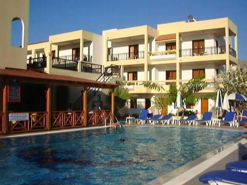 Summer Memories Aparthotel - Image 1