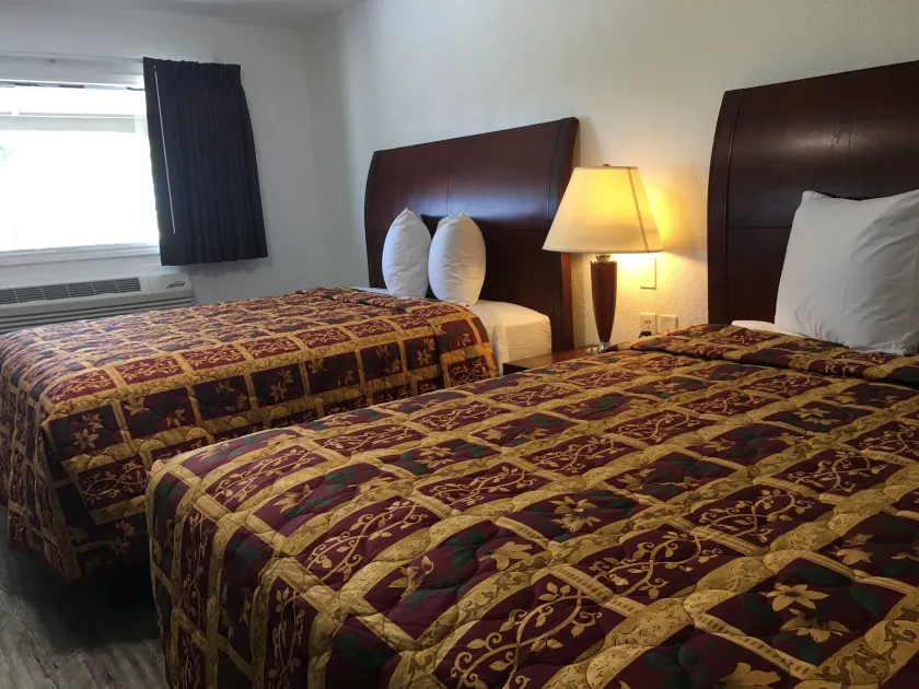 Quest Inn Weatherford - Image 1