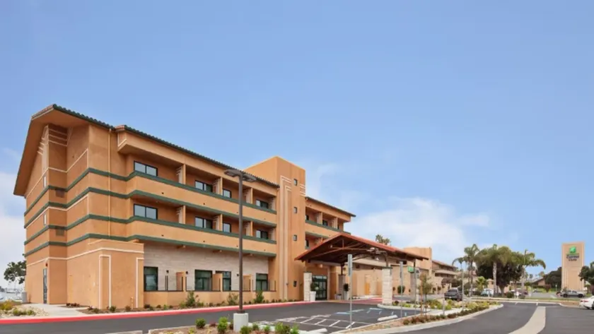 Holiday Inn Express Hotel & Suites Ventura Harbor by IHG - Image 1