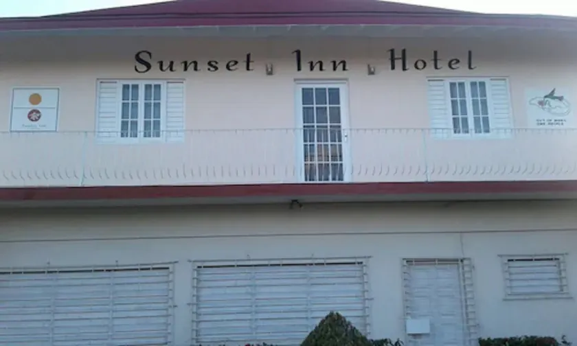 Sunset Inn Hotel - Image 1