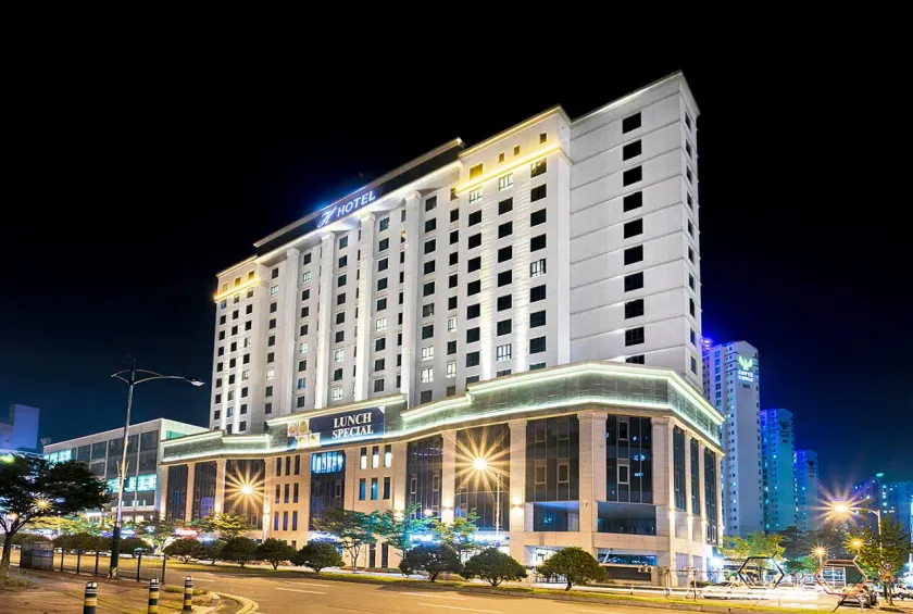 Osong H Hotel Sejong City - Image 1