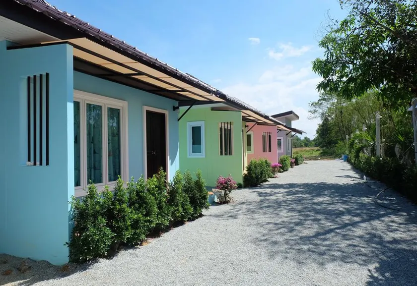 Maikhao Beach Guest House - Image 1