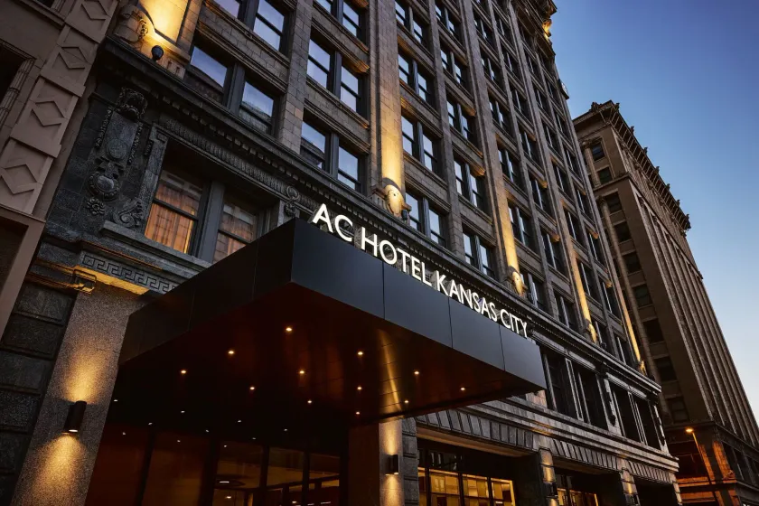 AC Hotel by Marriott Kansas City Downtown - Image 1