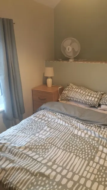 ACCOMADATION WREXHAM - Image 1