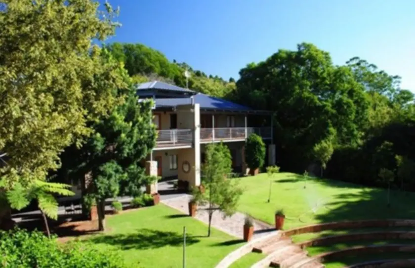 Willows Boutique Hotel - Image 1