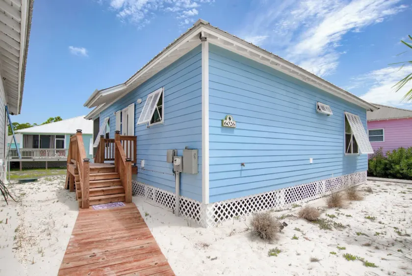4014 Rookery 3 Cottage with two Pools and Beach Amenities - Image 1