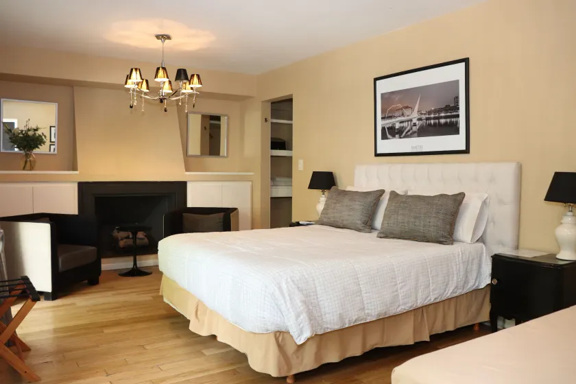 Tailor Made Hotel - Image 1