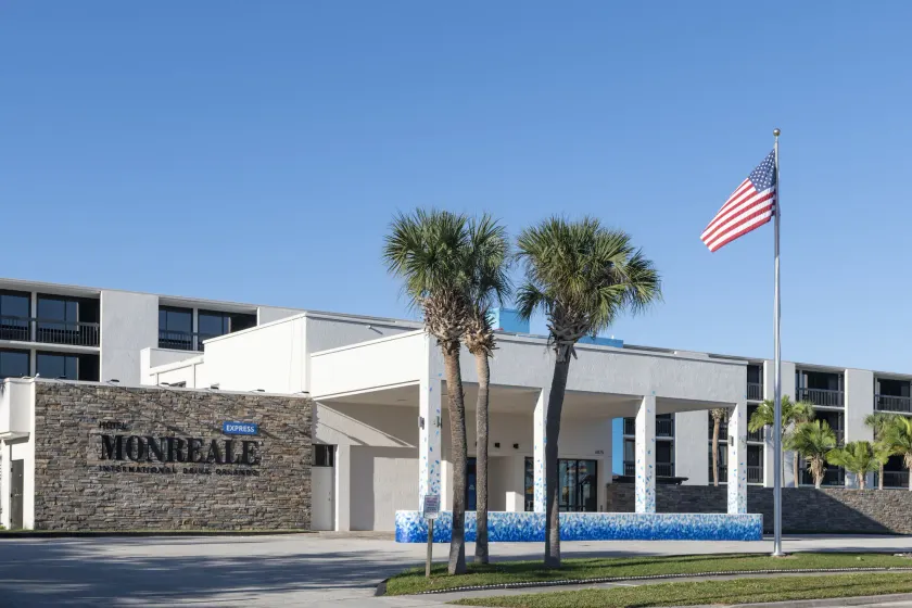 Hotel Monreale Express International Drive Orlando - Image 1