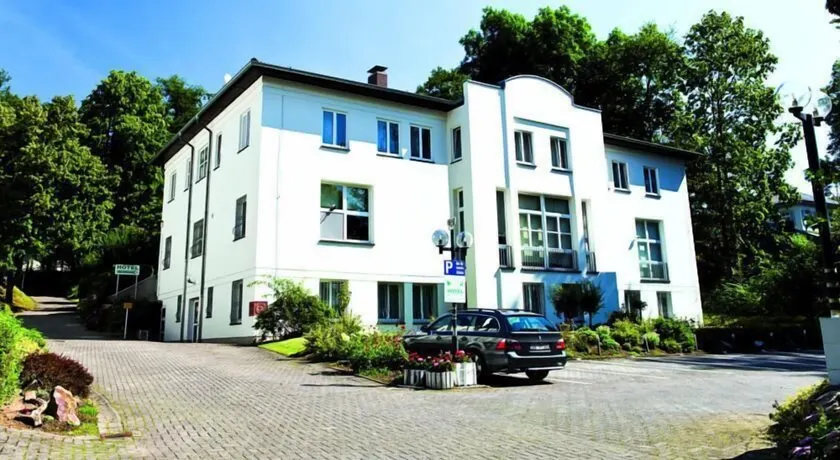 Hotel Haus am Park - Image 1