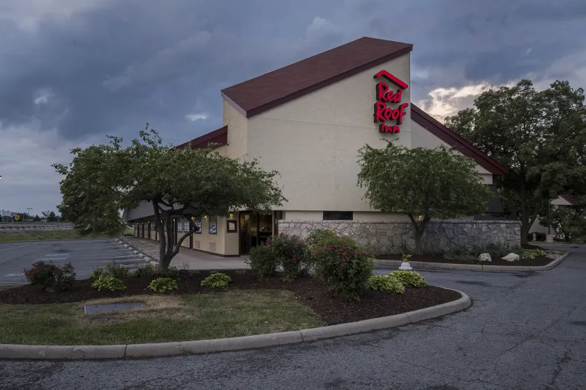 Red Roof Inn Toledo - Maumee - Image 1