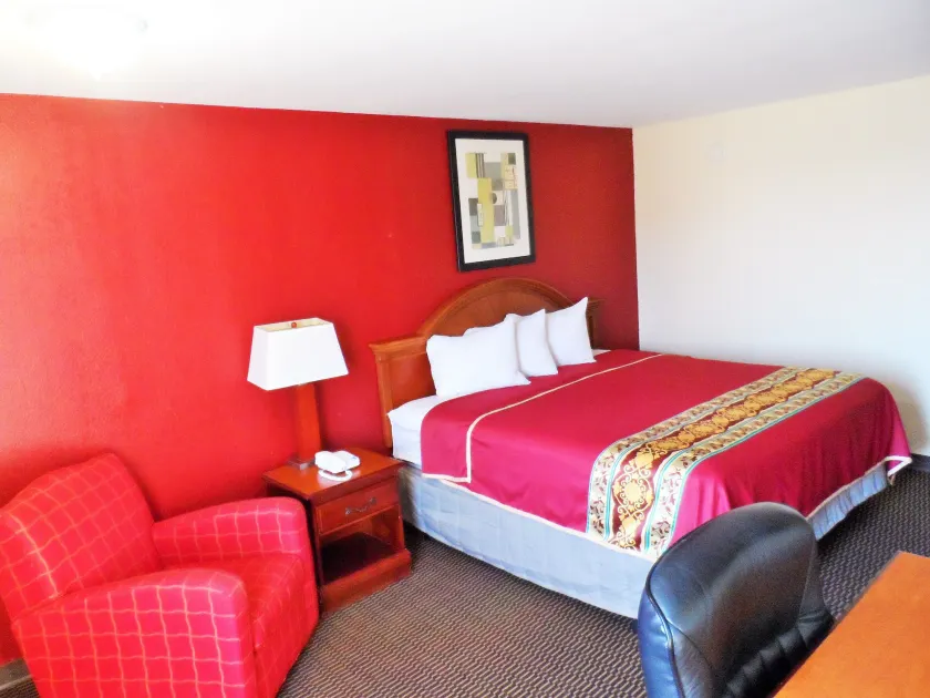 Courtesy Inn - Image 1