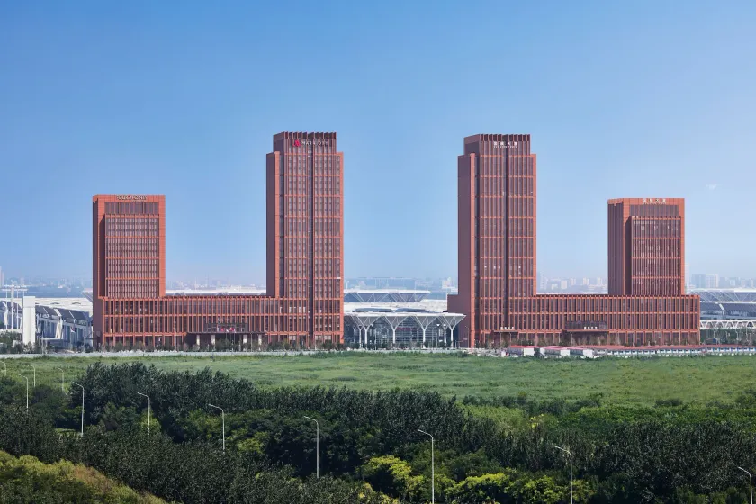 Four Points by Sheraton Tianjin National Convention and Exhibition Center - Image 1