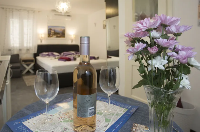 Guesthouse Aleto - Image 1