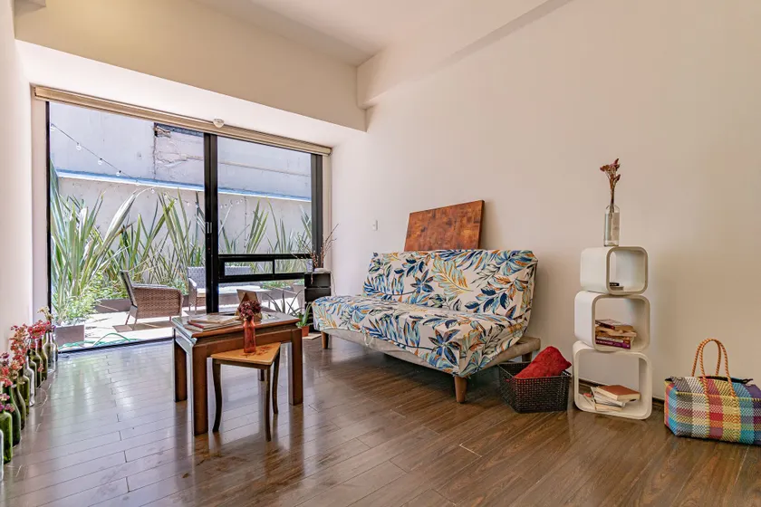 Chic Condesa Apt with Private Balcony - Image 1
