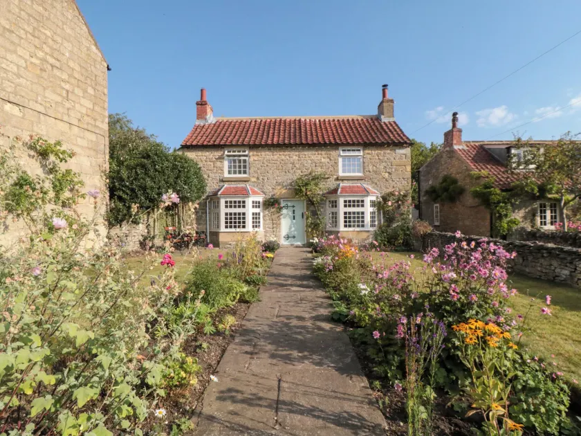 Bute Cottage - Image 1