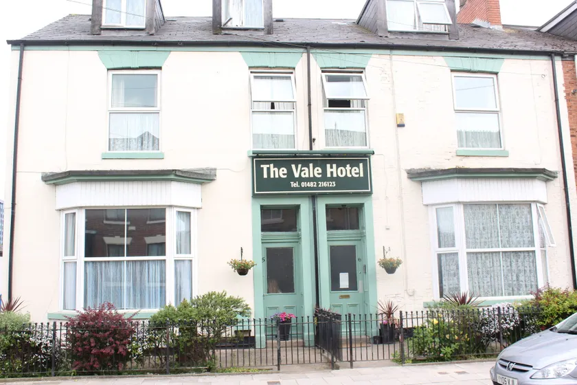 The Vale Apart Hotel - Image 1