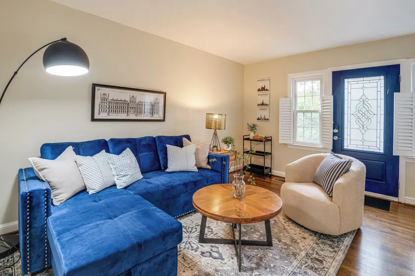 1 Mi to Old Town Alexandria: Townhome w/ Patio - Image 1