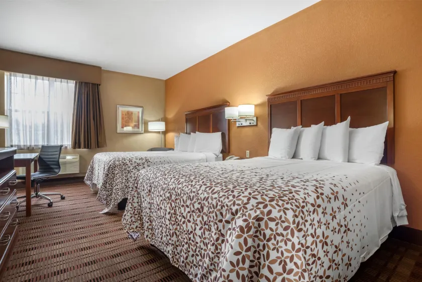 Best Western Plaquemine Inn - Image 1