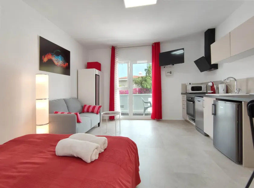 Fantastico 1 - Groser Balkon,Gratis Perkplatz, Klimaanlage, gratis Netflix, BBQ - Image 1