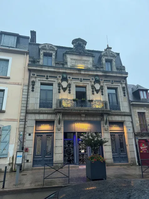 Hôtel Vintage - Image 1