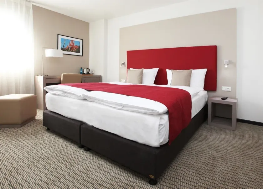 Golden Tulip Kassel Hotel Reiss - Image 1