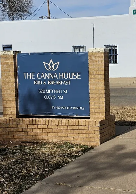 The Canna House by High Society Rentals - Image 1