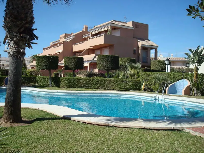 Ground floor naturist studio with terrace - Image 1