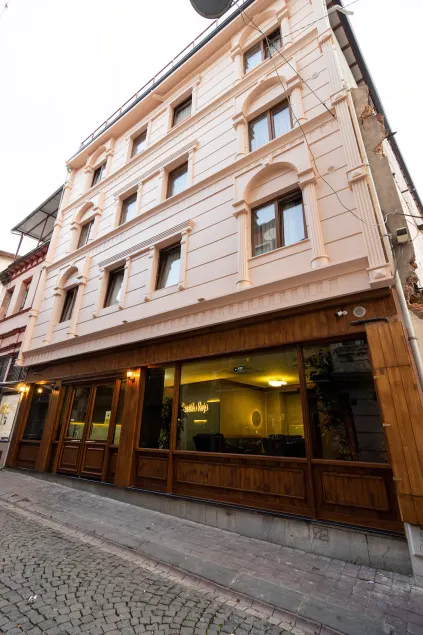 Castillo Rojo Hotel Istanbul - Image 1