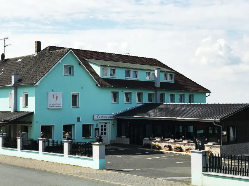 Glashütten Hotel - Image 1