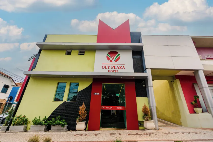 Hotel Oly Plaza - Image 1