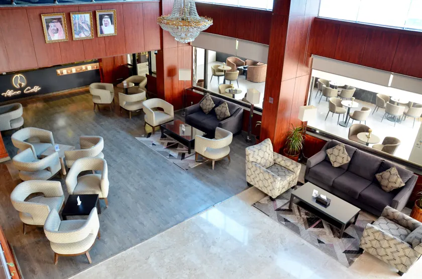Crown Tower Hotel - Image 1