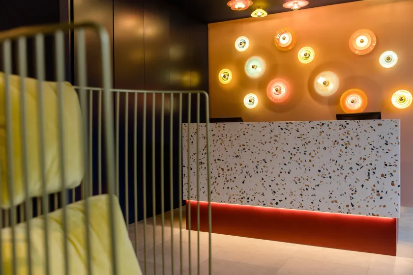 Motel One Rotterdam - Recepção