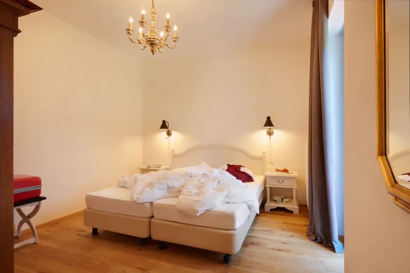 Historic Hotel Bircher B&B Apartments near Sterzing - Image 1