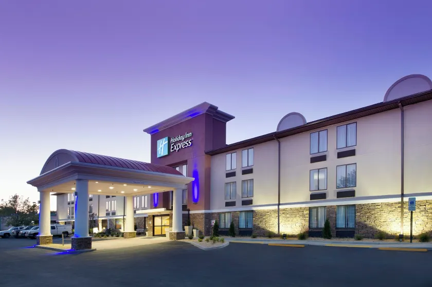 Holiday Inn Express - Waldorf by IHG - Image 1